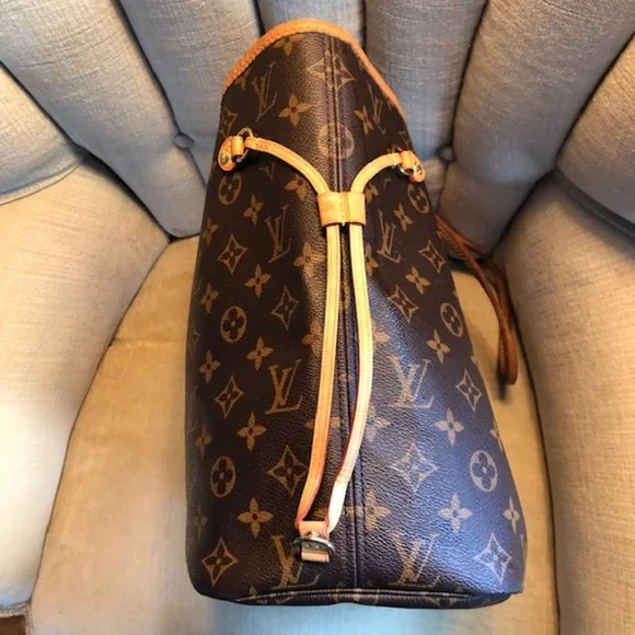 REMOVING 5-12 LOUIS VUITTON Neverfull MM Monogram Cerise - Picture 12 of 17